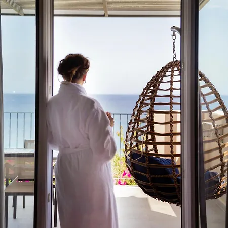 Ξενοδοχείο με διαμερίσματα Blue Jasmine