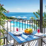 Blue Jasmine Appart hôtel