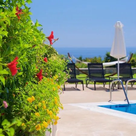Blue Jasmine Aparthotel *