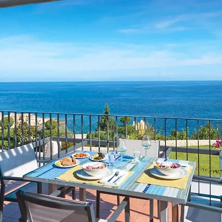 Blue Jasmine Aparthotel