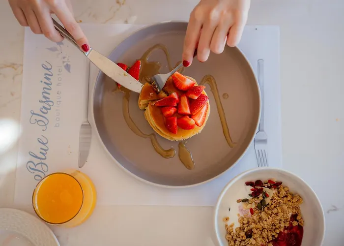 Aparthotel Blue Jasmine 4*